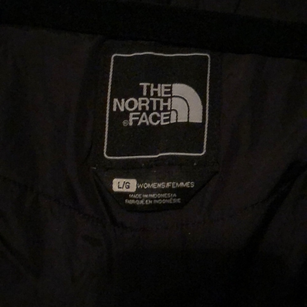 North face winter coat - Picture 3 of 6